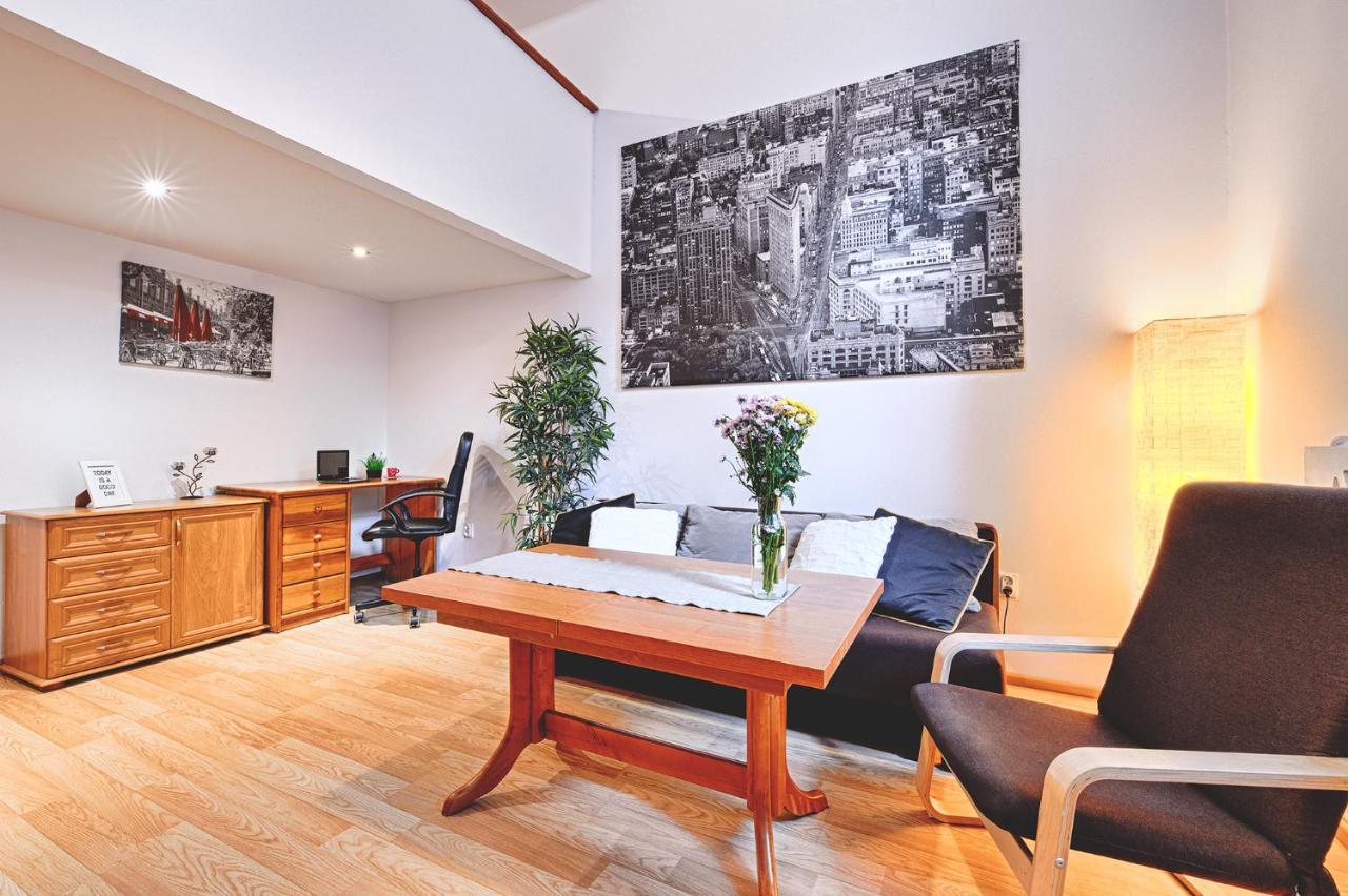 Delux3 Appartement Łódź Buitenkant foto
