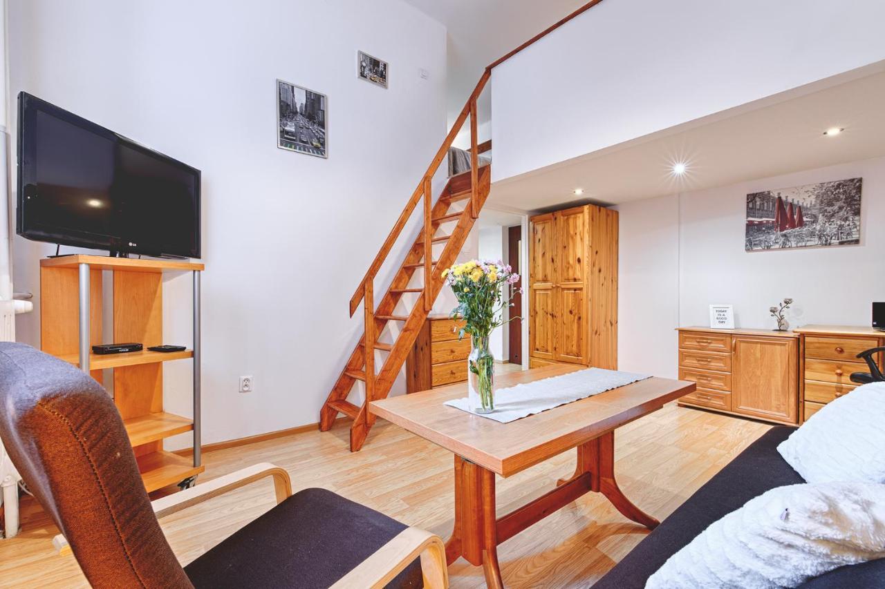 Delux3 Appartement Łódź Buitenkant foto